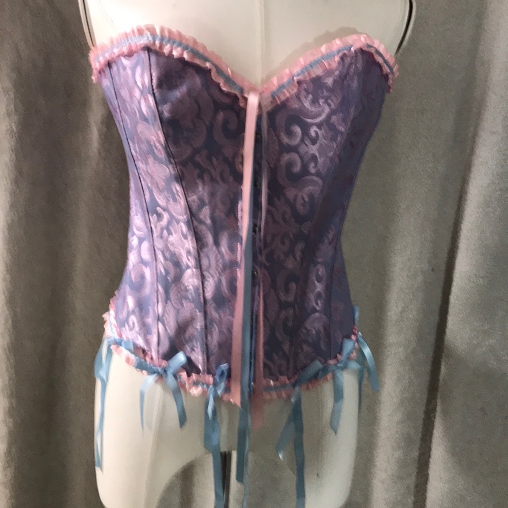 🔥🔥beautiful custom corset🔥🔥